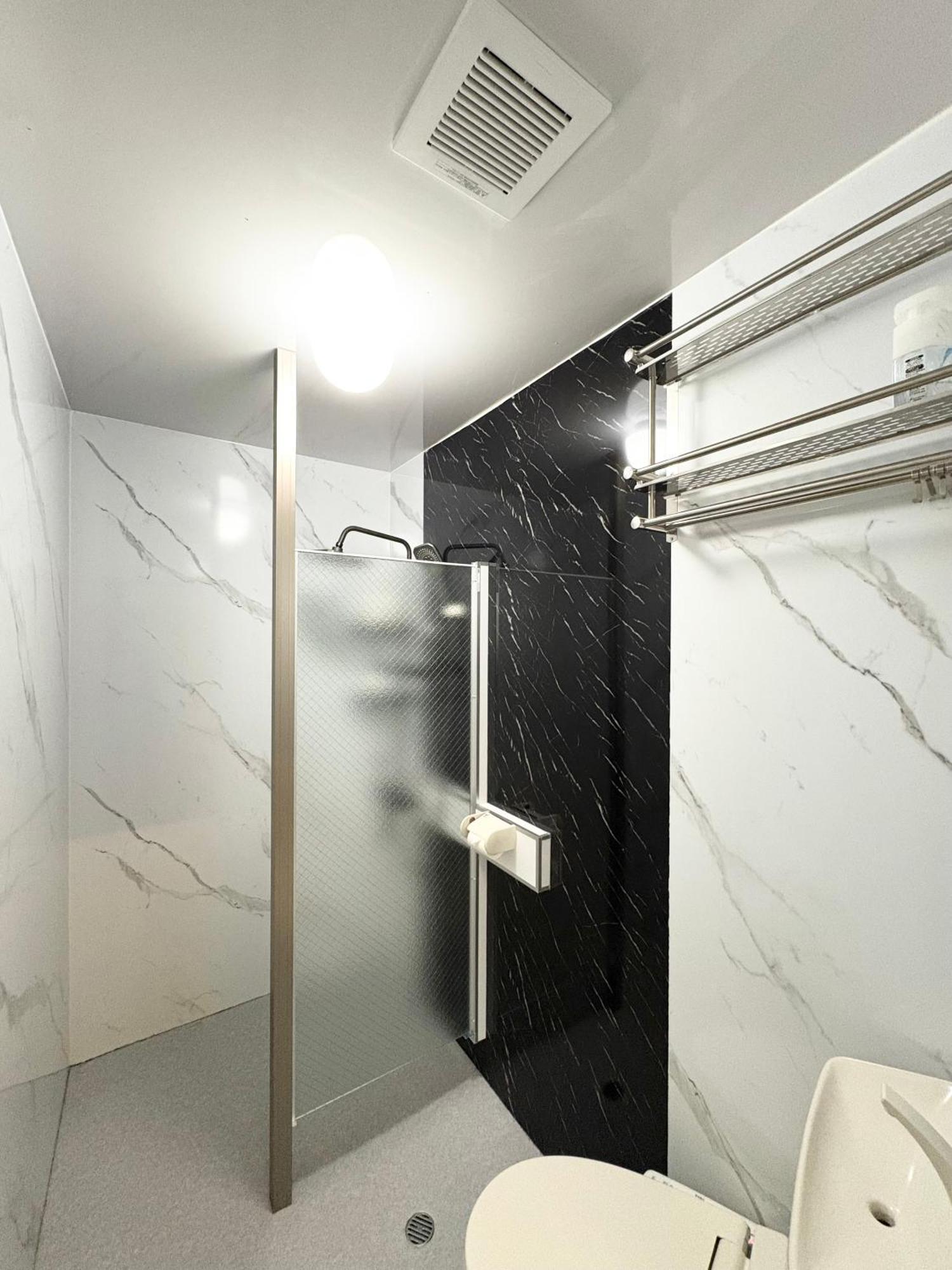 Appartement Ueno正和ビル à Tōkyō Extérieur photo